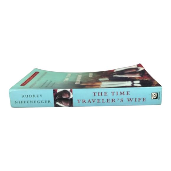 The Time Traveler's Wife Book Audrey Niffenegger Used Great Condition - Picture 3 of 7